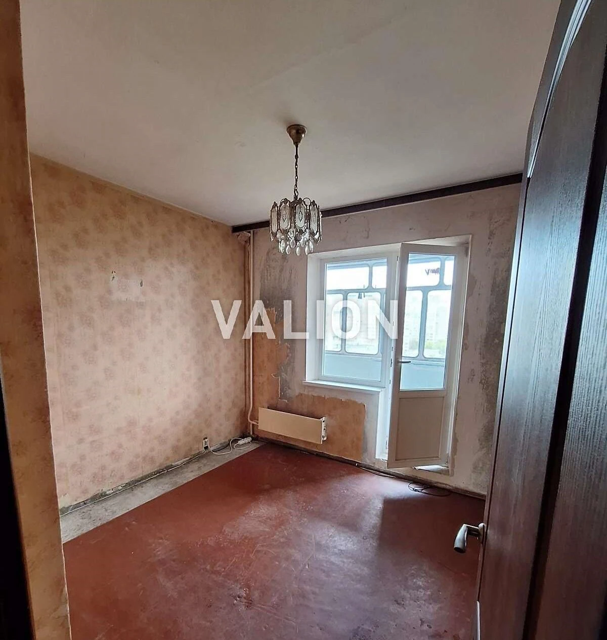 Продаж 3-к квартири вул. Каштанова 8