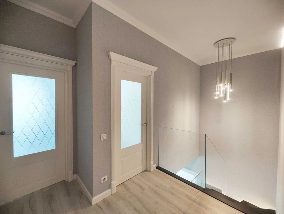 For sale 4-room apartment 150 m2 in the residential complex Avtograf Zhmachenko 28 from the city