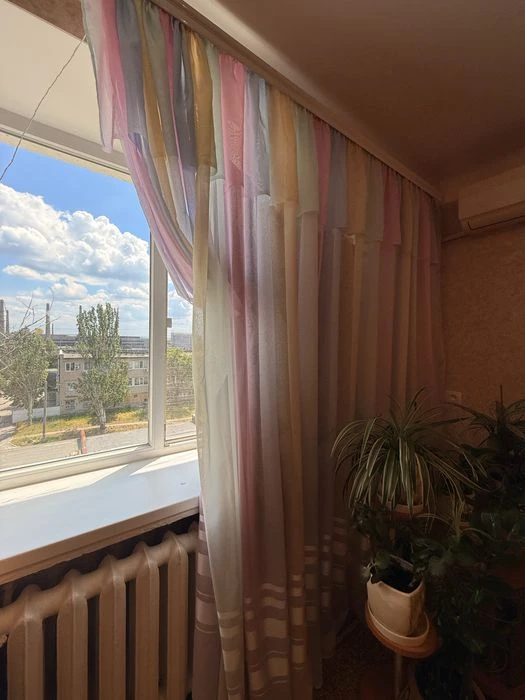 Продам 2х ком квартиру в кирпичном доме!