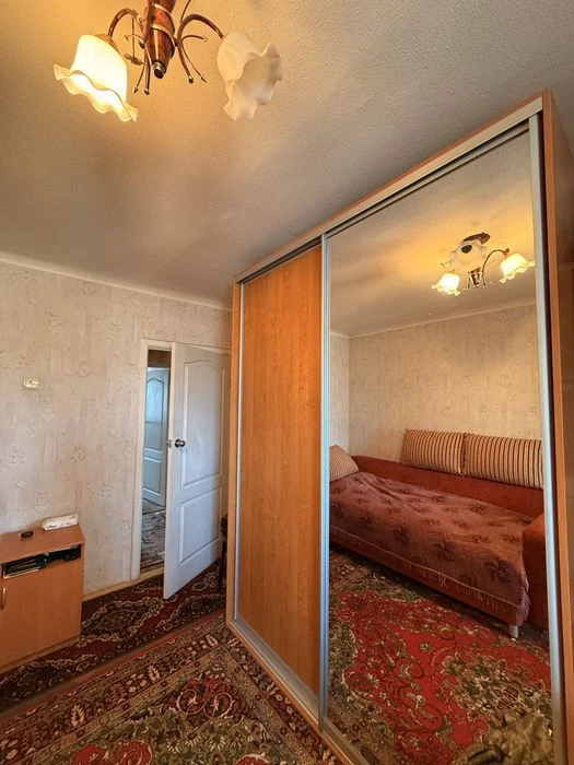 Продам 2х ком квартиру в кирпичном доме!