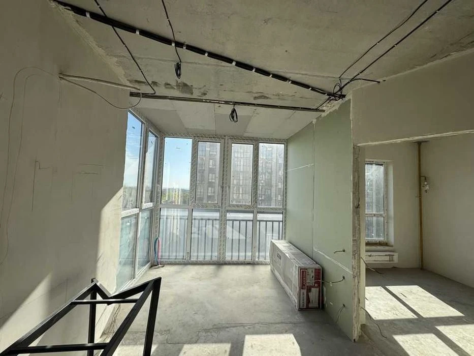 Urgent! 2-room apartment for sale in the Crystal Springs residential complex