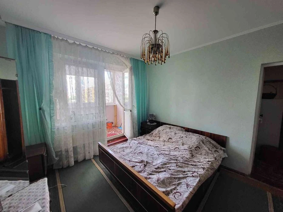 Простора 3к в хорошому стані, двостороння.ВиплатиТАК! 39490