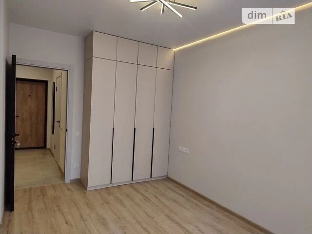 Продаж 1к квартири 43.5 кв. м на вул. Всеволода Змієнка 30 •