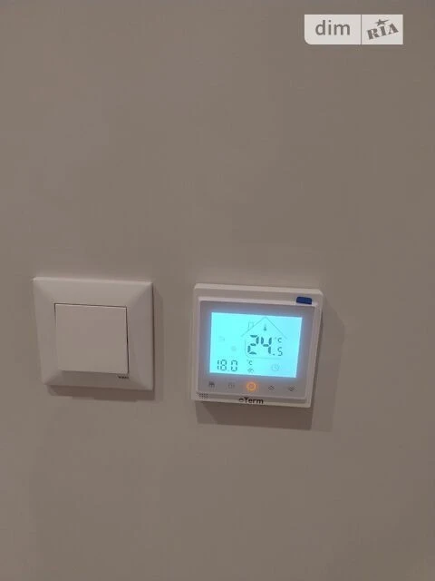 Продаж 1к квартири 43.5 кв. м на вул. Всеволода Змієнка 30 •