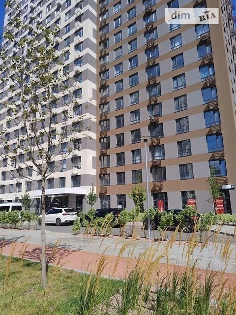 Продаж 1к квартири 43.5 кв. м на вул. Всеволода Змієнка 30 •
