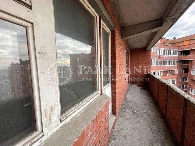 Akhmatova, Grigorenko, Exclusive penthouse 176 m2, near the metro