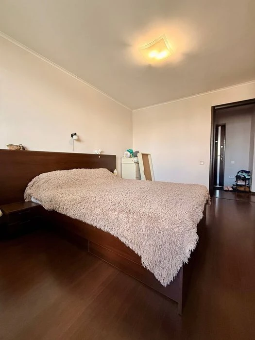 Продам 2к квартиру 52м2 Тополь