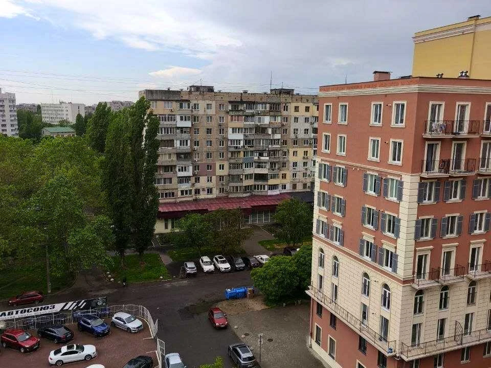 Квартира. Одесса, Инглезе ул. (25-й Чапаевской Дивизии), 2