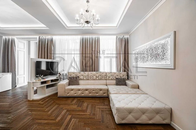 Sale of 3-room apartment with renovation Instytutska Center Pechersk