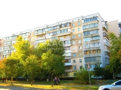 Sale of 2-room apartment 57 sq. m on Arkhitektora Verbytskoho St.