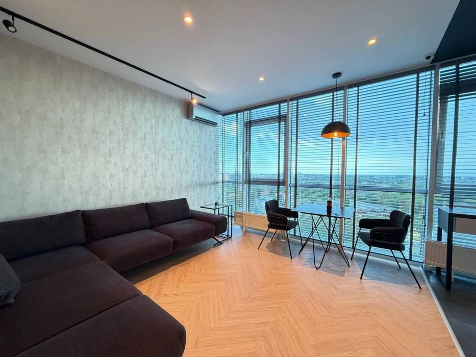 Wow apartment! 50 square meters design repair! 22 Pearl!