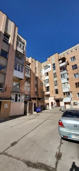 Продам 2ком Корпусный парк