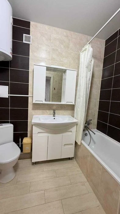2-ком. квартира в ЖК Континент. Таирово/Люстдорфская дорога.