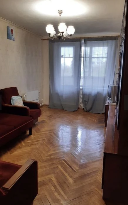 For sale 3-room apartment Saltovka Yuvileyny Ave./Shyronintsev Ave.