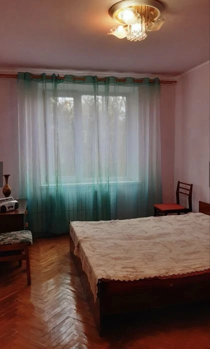 For sale 3-room apartment Saltovka Yuvileyny Ave./Shyronintsev Ave.