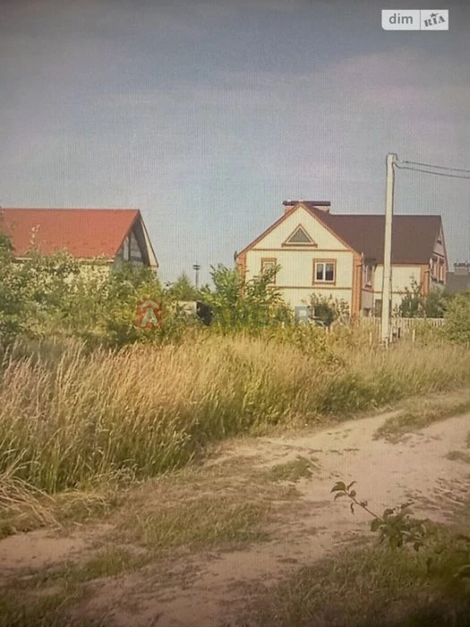 Терміновий продаж земельної ділянки в перспективному районі.