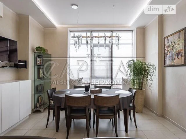 Sale of 4-room apartment 161 sq. m. on Andriy Verkhoglyada St. 3 • I