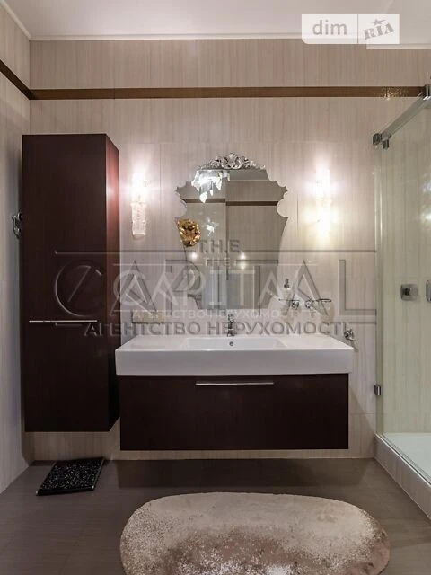 Sale of 4-room apartment 161 sq. m. on Andriy Verkhoglyada St. 3 • I