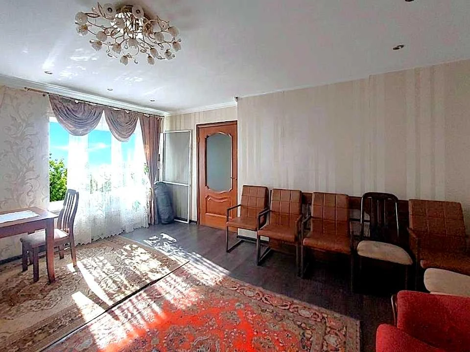 Квартира. Одесса, Бугаевская ул., (Дом 11)