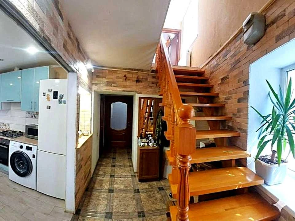 Квартира. Одесса, Бугаевская ул., (Дом 11)