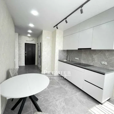 1-room apartment of 39 m² in the Bulvar Acacia residential complex / Mebe Renovation