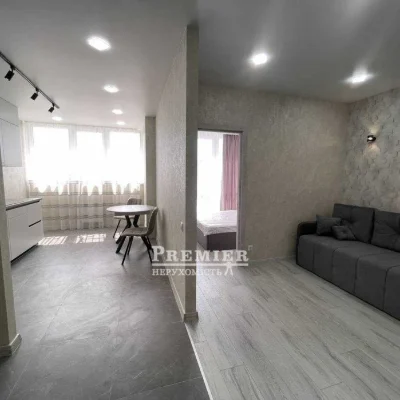 1-room apartment of 39 m² in the Bulvar Acacia residential complex / Mebe Renovation