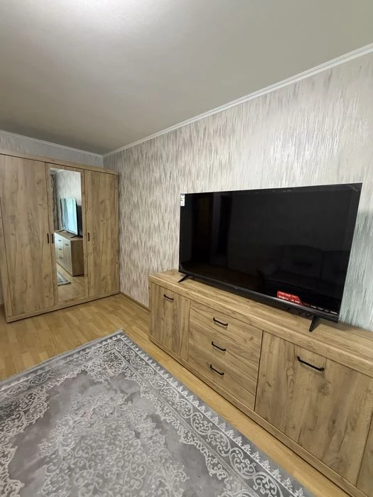 Selling 1 apartment at 67 Pobedy Ave., 2/12