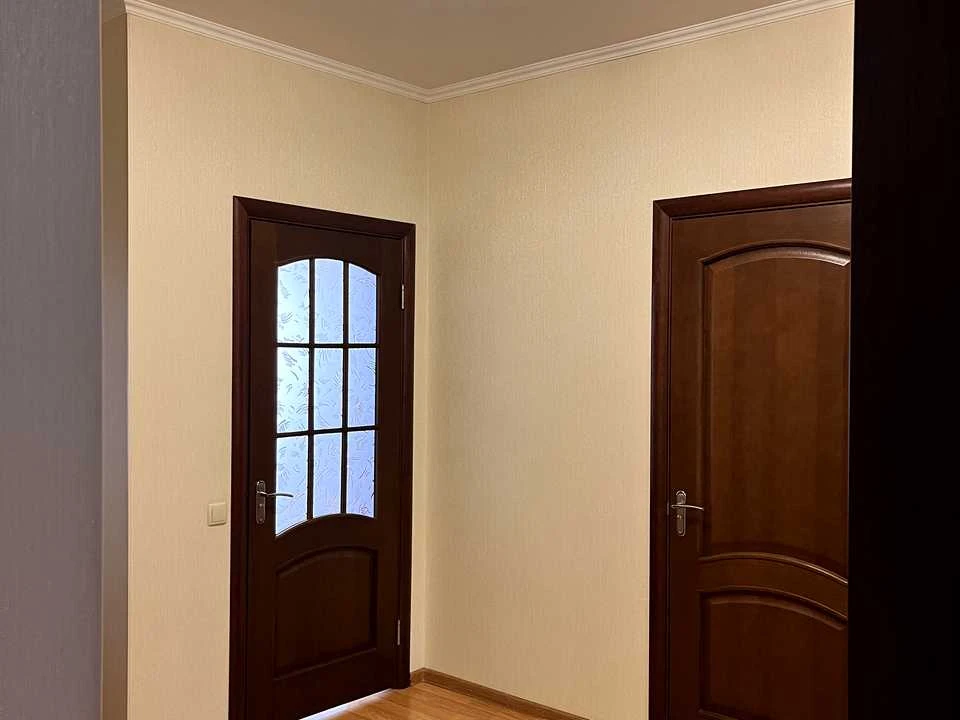 Apartment. Kyiv, Petra Hryhorenka Avenue.
