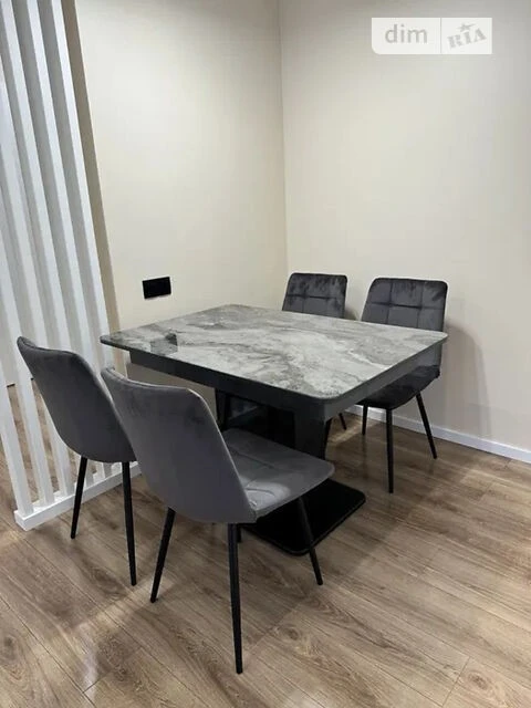 For sale 1 room (2 rooms euro) apartment 41m2. Residential complex Nova Angliya metro station Vas