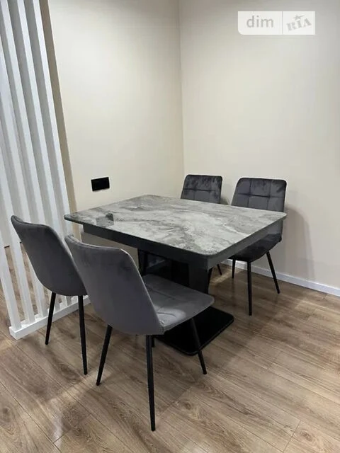 For sale 1 room (2 rooms euro) apartment 41m2. Residential complex Nova Angliya metro station Vas