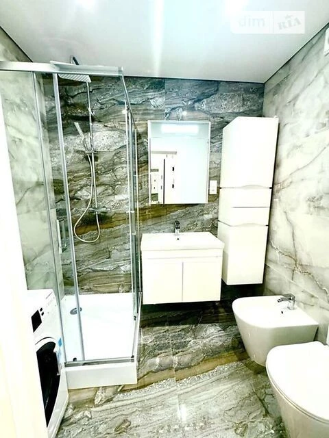For sale 1 room (2 rooms euro) apartment 41m2. Residential complex Nova Angliya metro station Vas