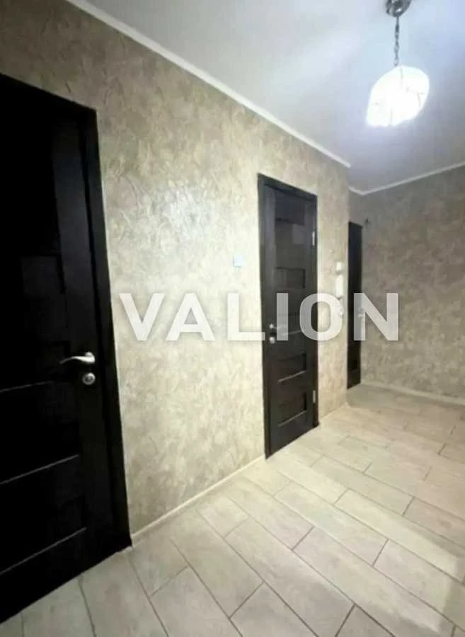 Продажа 3-комнатной квартиры 81.4 м², Евгения Харченко ул., 5
