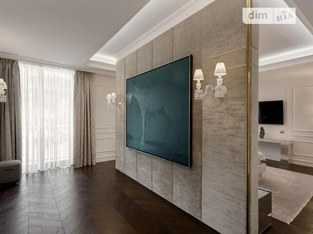 Sale of 6-room apartment 476 sq. m on Lomakivska St. 61 • ID 346