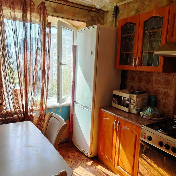 Продам 3-к квартиру в центре Бородинского мкрна, ул. Ладожск