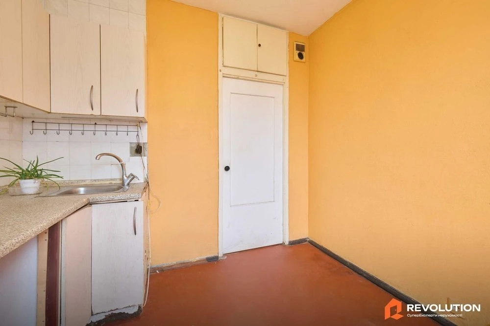 No commission. 2-room apartment for sale 51.1m2, Kharkiv highway 168A