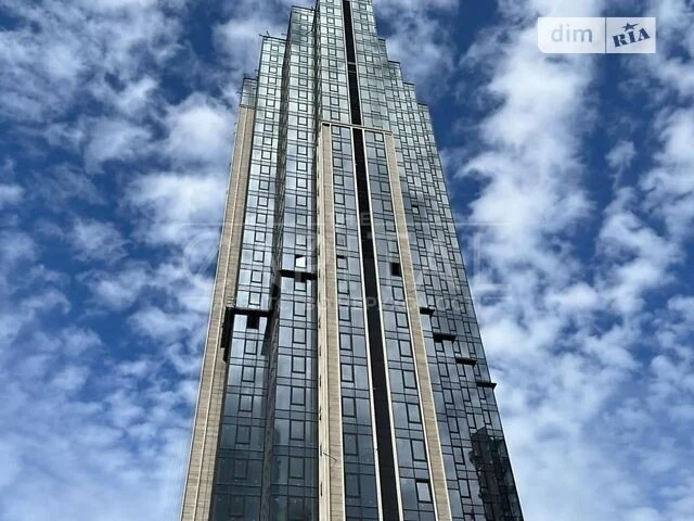 Продажа 3к квартиры 118 кв. м по ул. Антоновича 136-138 • ID