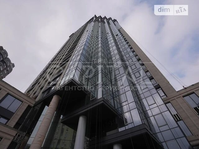 Продажа 3к квартиры 118 кв. м по ул. Антоновича 136-138 • ID