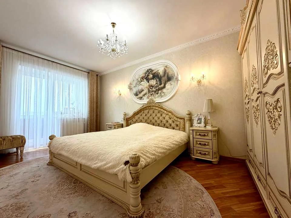 Квартира. Львів, Наукова вул.