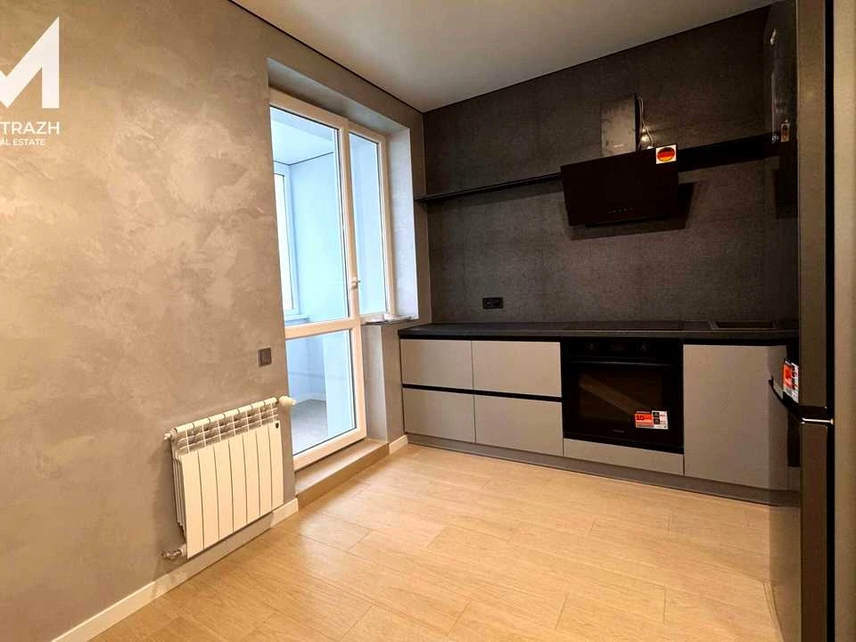 Apartment. Kharkiv, Heroiv Kharkova Ave. (Moskovskiy)