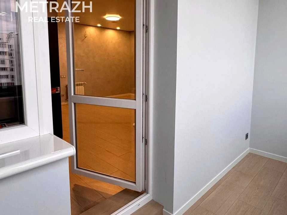 Apartment. Kharkiv, Heroiv Kharkova Ave. (Moskovskiy)