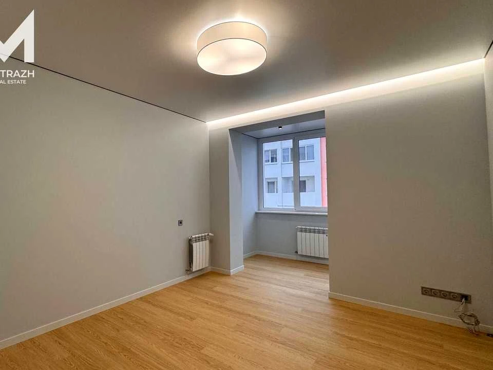 Apartment. Kharkiv, Heroiv Kharkova Ave. (Moskovskiy)
