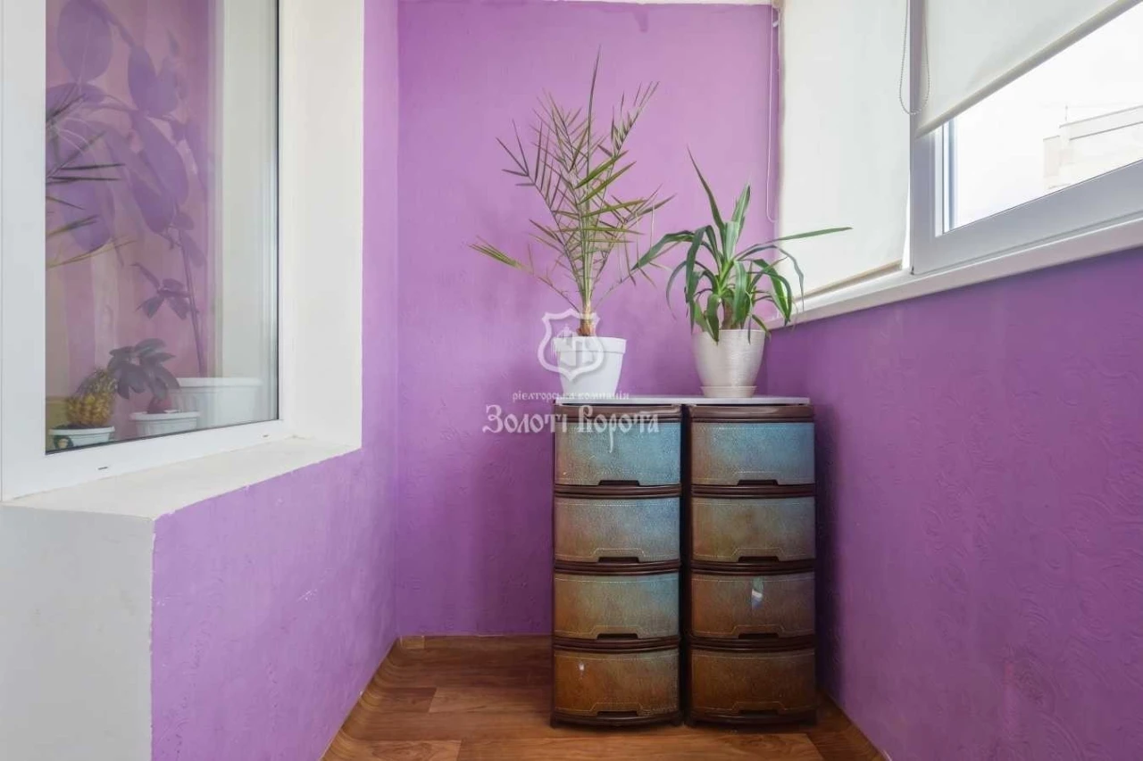 2-room apartment 75.8 m² for sale, Myoslavska, 16
