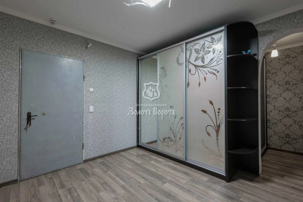 2-room apartment 75.8 m² for sale, Myoslavska, 16