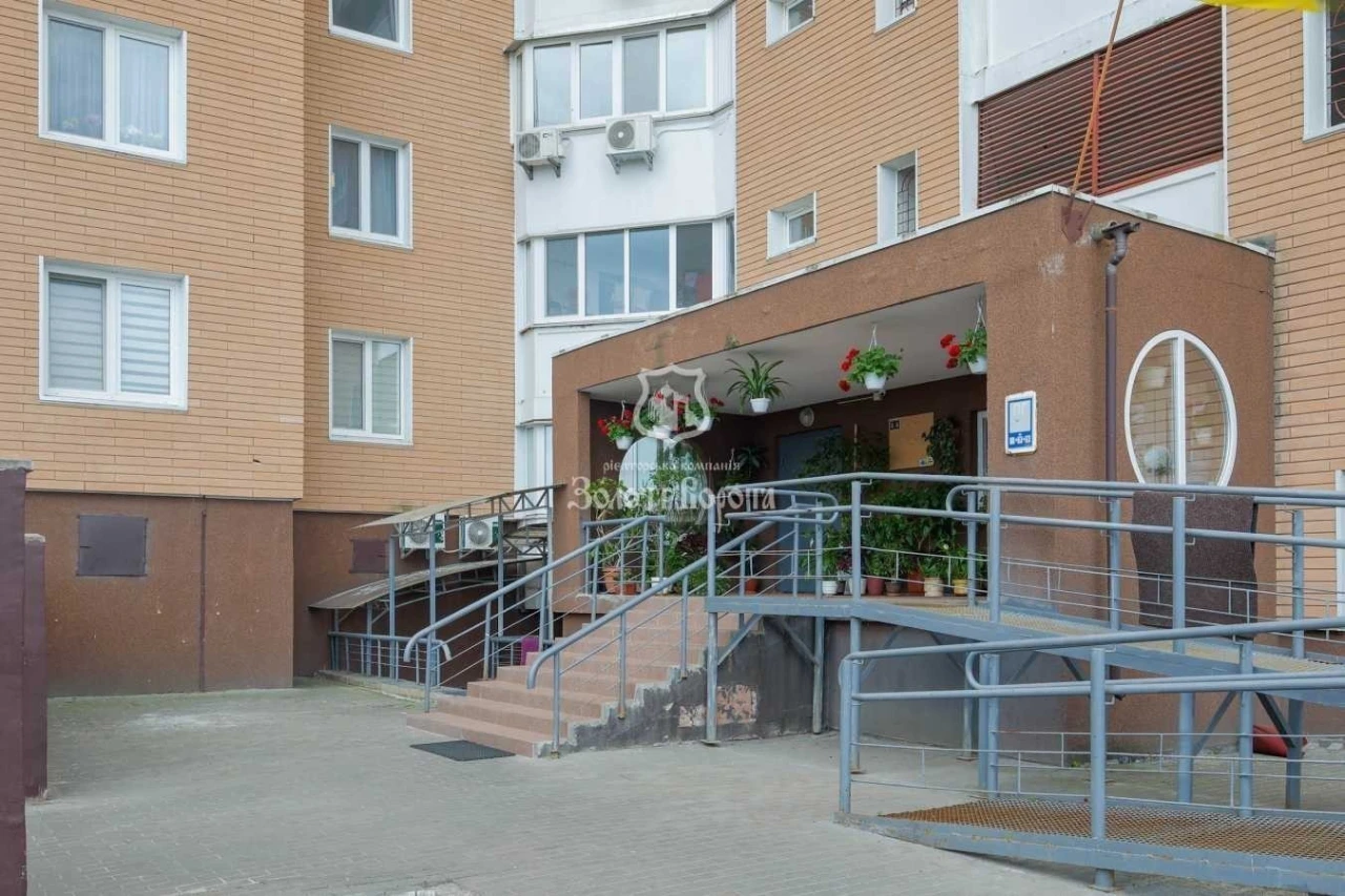 2-room apartment 75.8 m² for sale, Myoslavska, 16