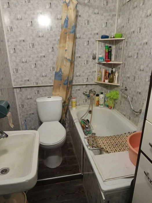 Срочно! 1 комн. квартира в центре. АОГВ не зависит от света!