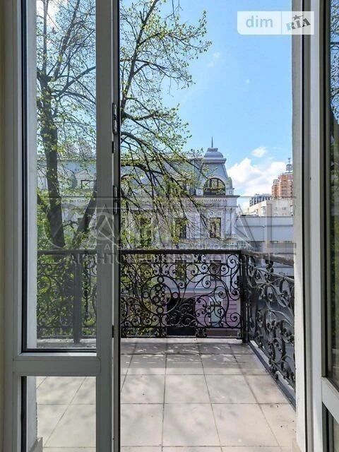 For sale 4-room apartment 186 sq. m on Yaroslaviv Val 38 • ID 3