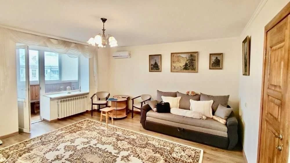 One-room apartment 39 m² for sale, Akademika Shchuseva lane, 1