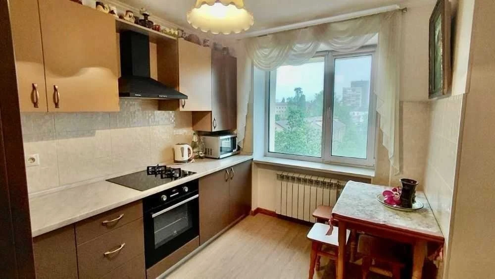 One-room apartment 39 m² for sale, Akademika Shchuseva lane, 1