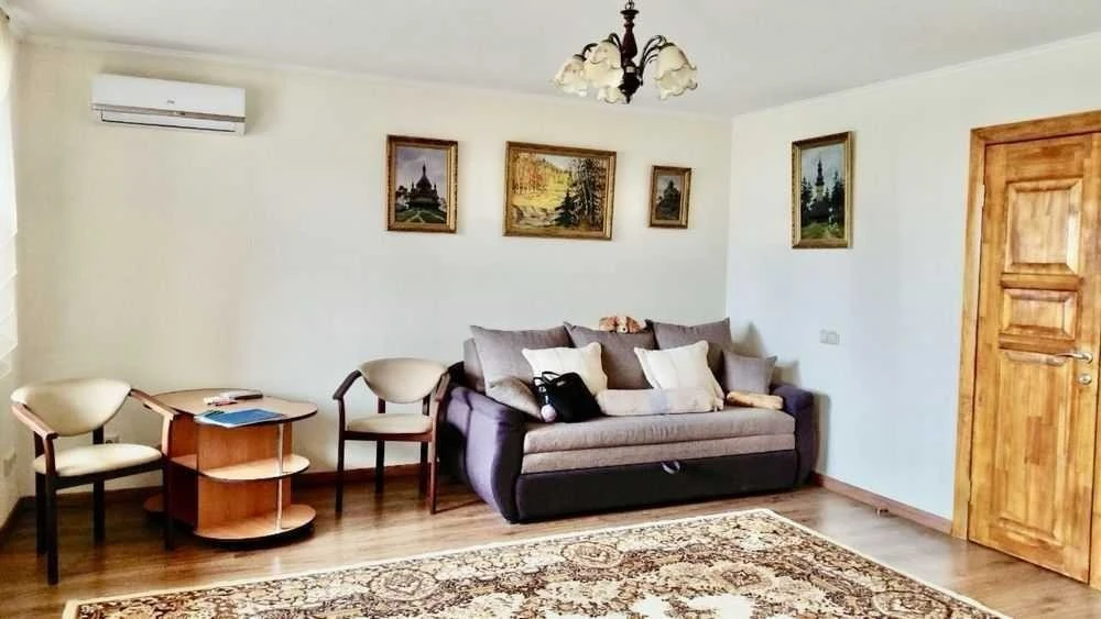One-room apartment 39 m² for sale, Akademika Shchuseva lane, 1