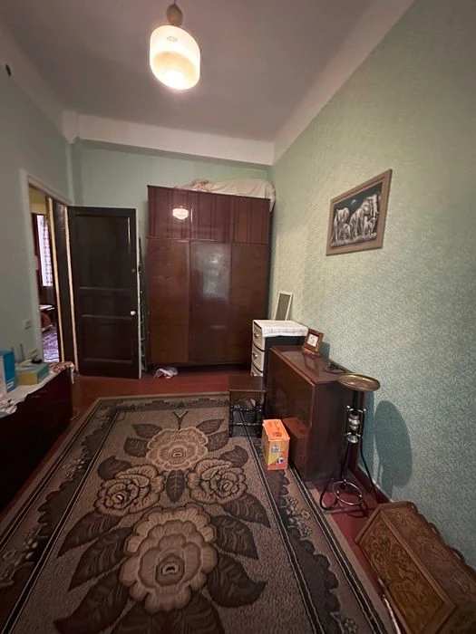 Продам 2-х кімнатну квартиру, 10-15 хвилин пішки метро Турбо